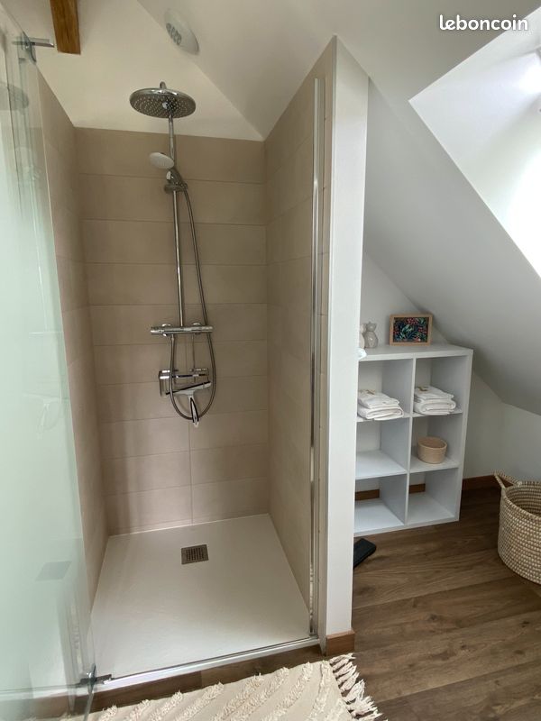Appartement meublé n°2, 1er étage, moderne, au calme (image 8)