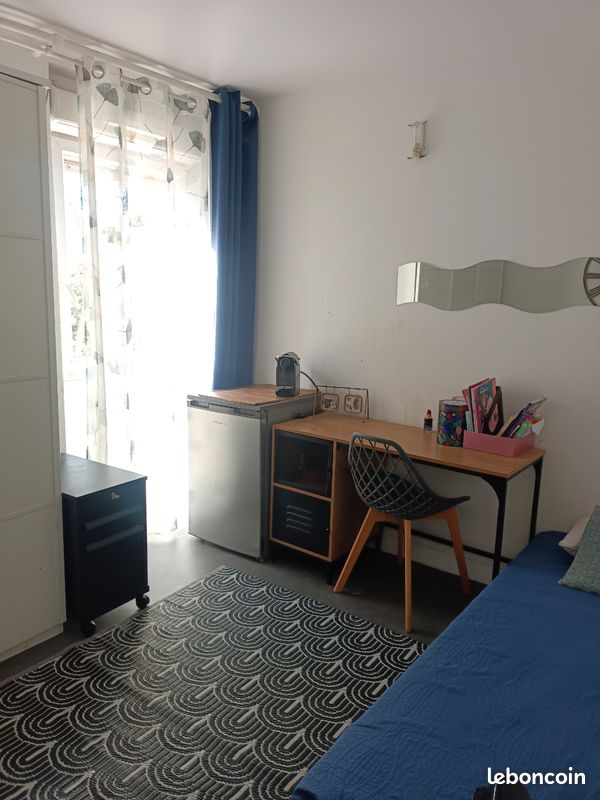 Appartement 4 pièces 70 m² · à Asnières-sur-Seine · 70 m² · 450 €/mois