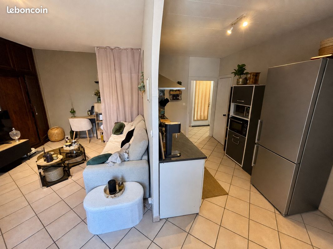 Appartement 5 pièces 80 m² · à Marcillac-Vallon · 80 m² · 540 €/mois