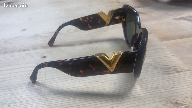 Lunettes Louis Vuitton d'occasion - Annonces accessoires et bagagerie  leboncoin