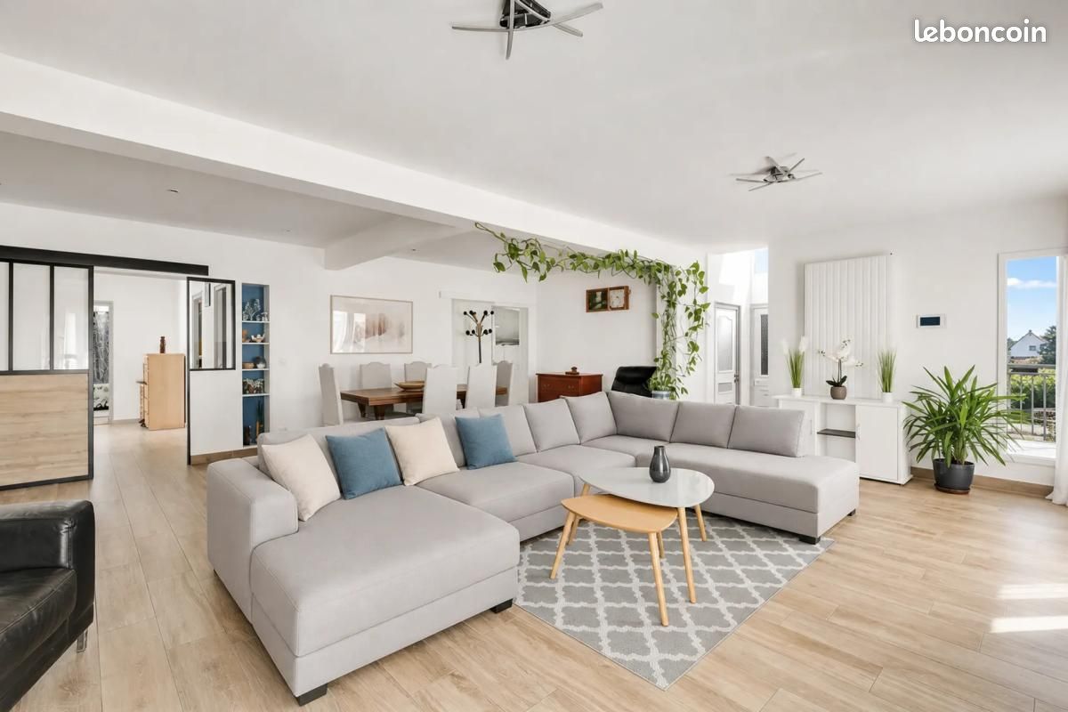 Maison 9 pièces 172 m² · à Sèvres · 172 m² · 790 000 €