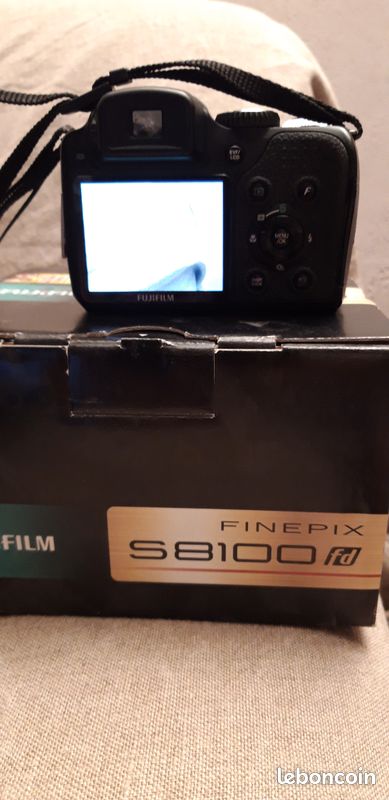 Appareil photo Fujifilm finepix s8100fd (image 2)