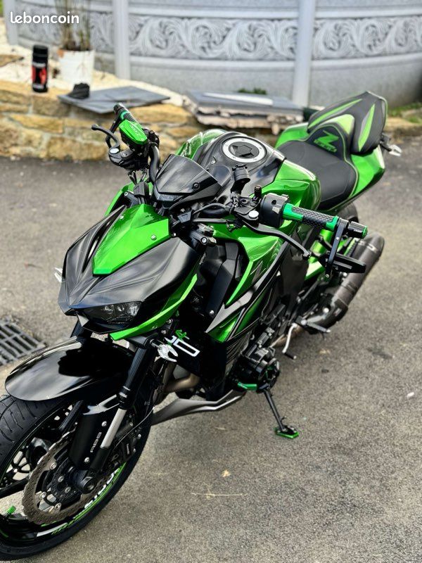 Kawasaki z1000 2019 Motos