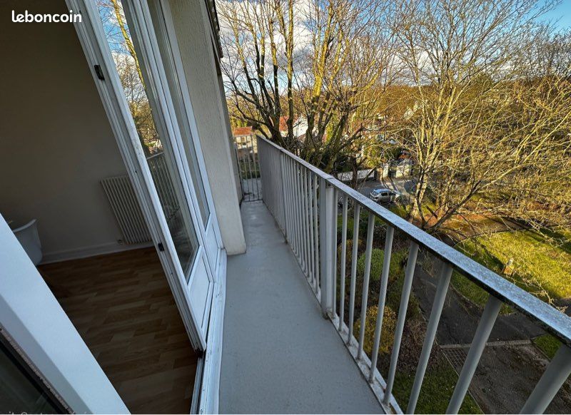 Appartement 3 pièces 55 m² · à Creil · 55 m² · 900 €