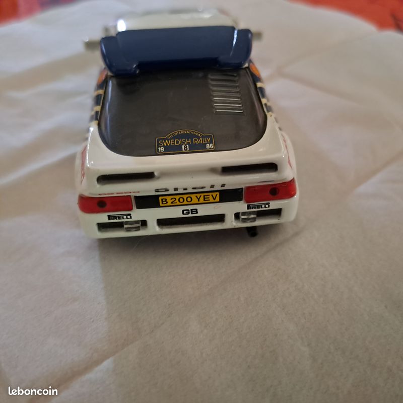 Modele reduit 1/43 ford rs200 (image 2)
