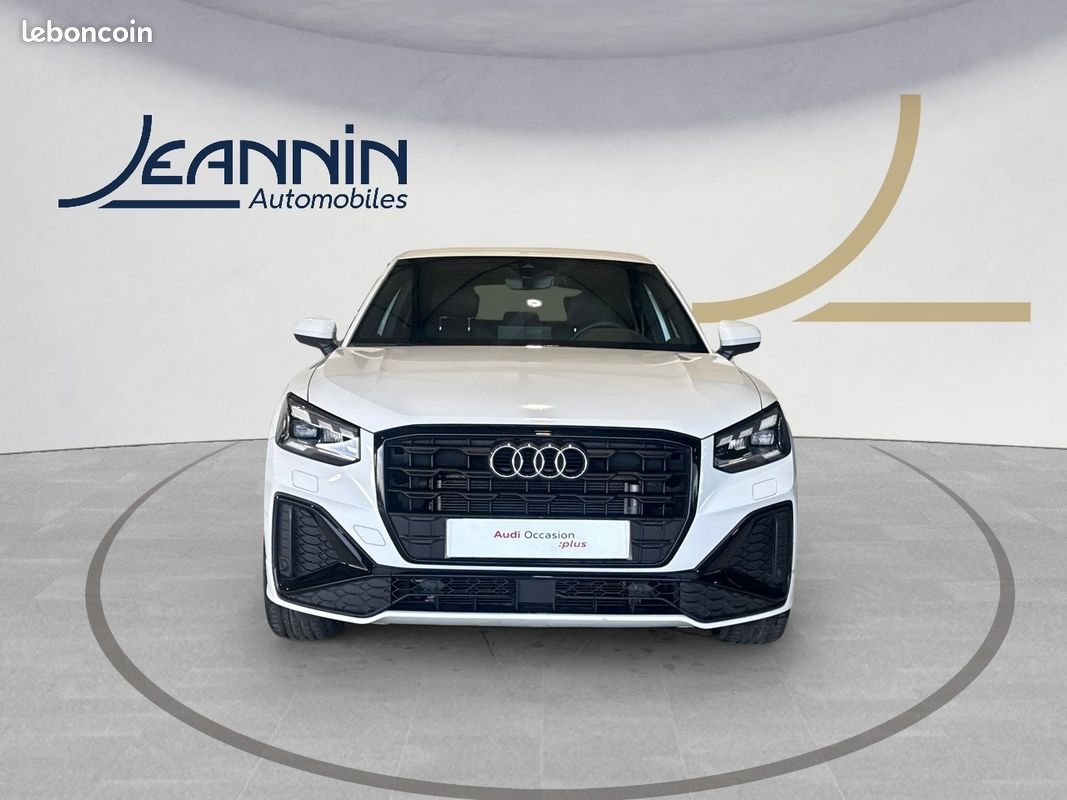 AUDI Q2 35 TFSI 150 S tronic 7 S line (image 8)