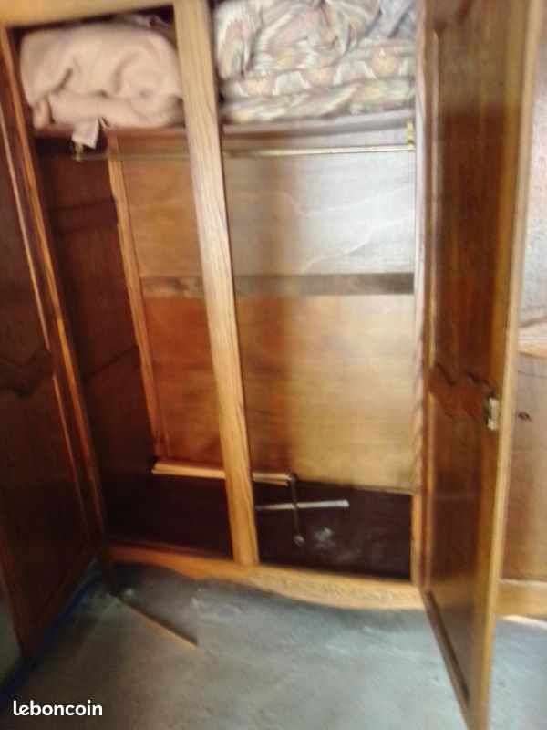 Armoire 3 portes (image 1)