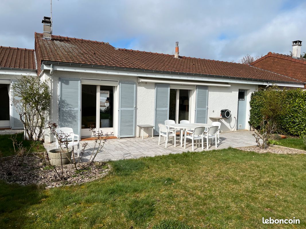 Maison 5 pièces 87 m² · à Buc · 86,7 m² · 525 000 €
