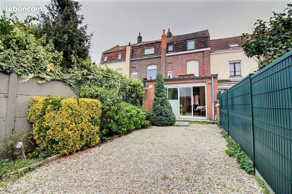 Maison 5 pièces 112 m² · à Lille · 112 m² · 294 500 €