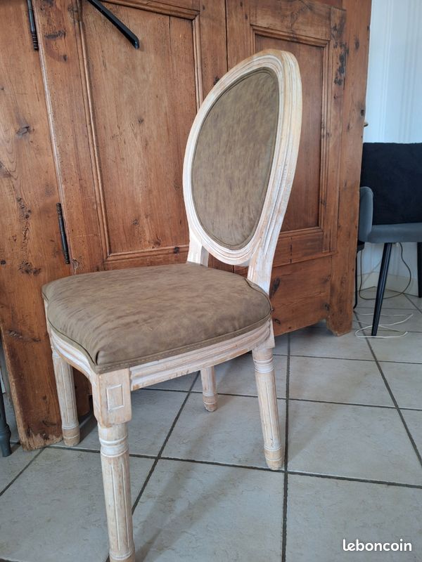 Chaises baroques beige (image 2)