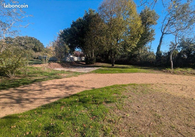 Terrain 465 m² · à Saint-Jean-de-Monts · 64 000 €