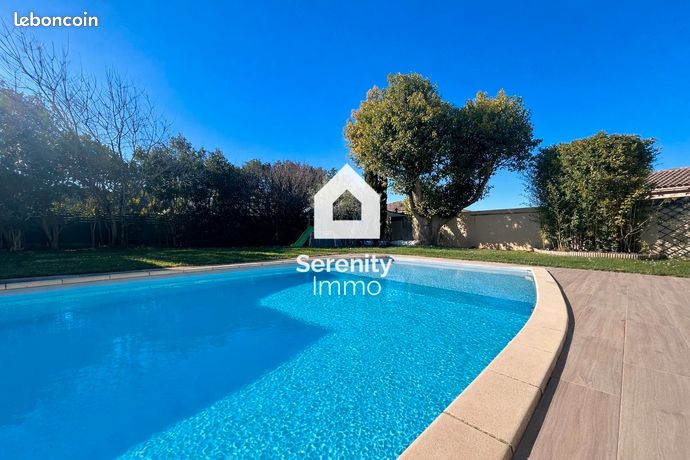 Propriété 4 pièces 145 m²