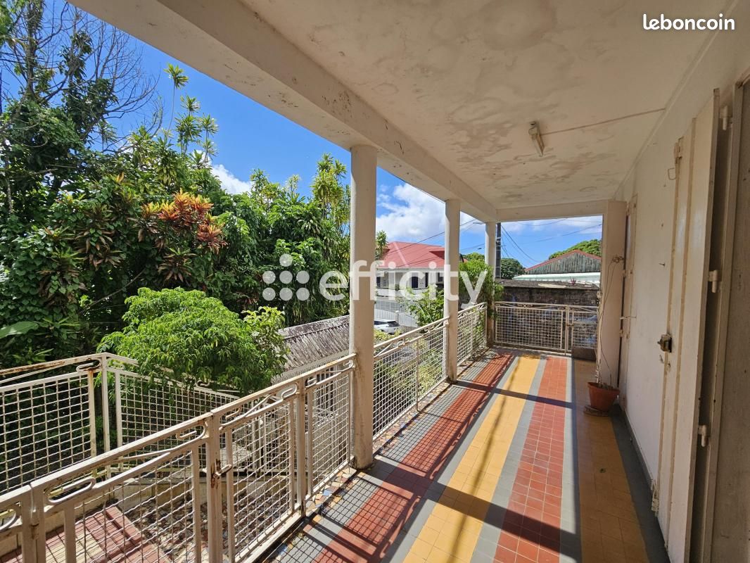 Maison 4 pièces 113 m² · à Saint-Claude · 113 m² · 130 000 €