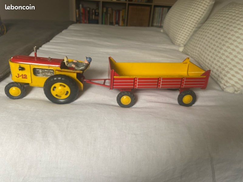 Tracteur avec remorque forestiere | vehicules-garages | jouéclub
