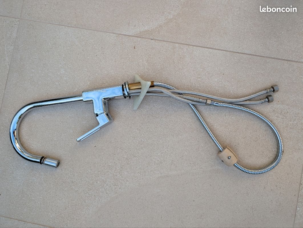 Robinet mitigeur de cuisine douchette (image 1)