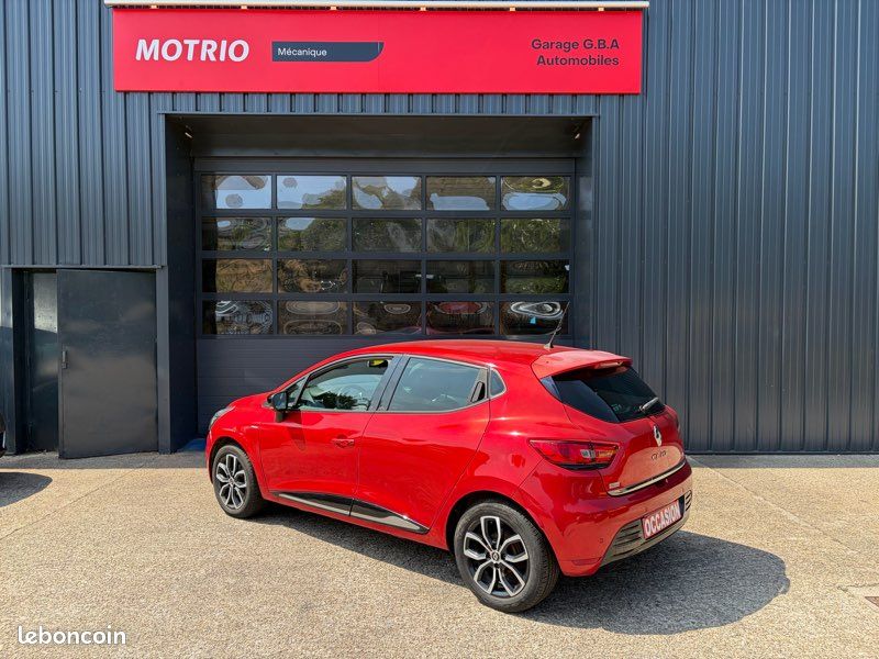 Renault Clio IV DCI 90 Limited (image 2)