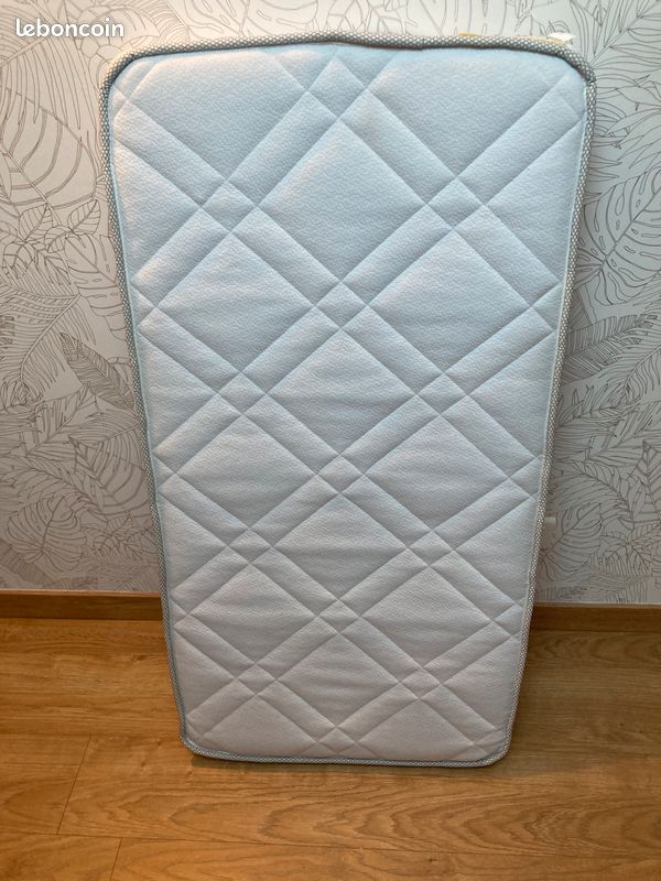 Matelas BULTEX Neuf 120 cm X 60 cm (image 1)