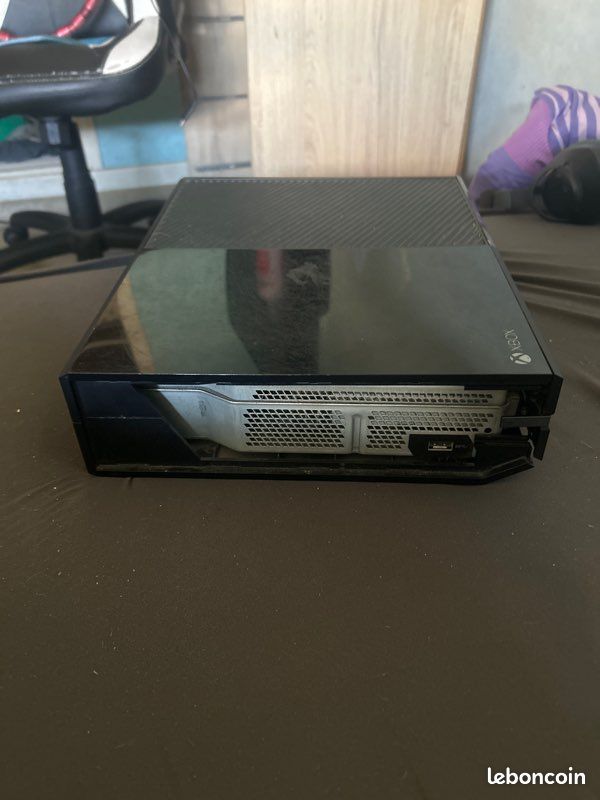 Xbox One (image 2)