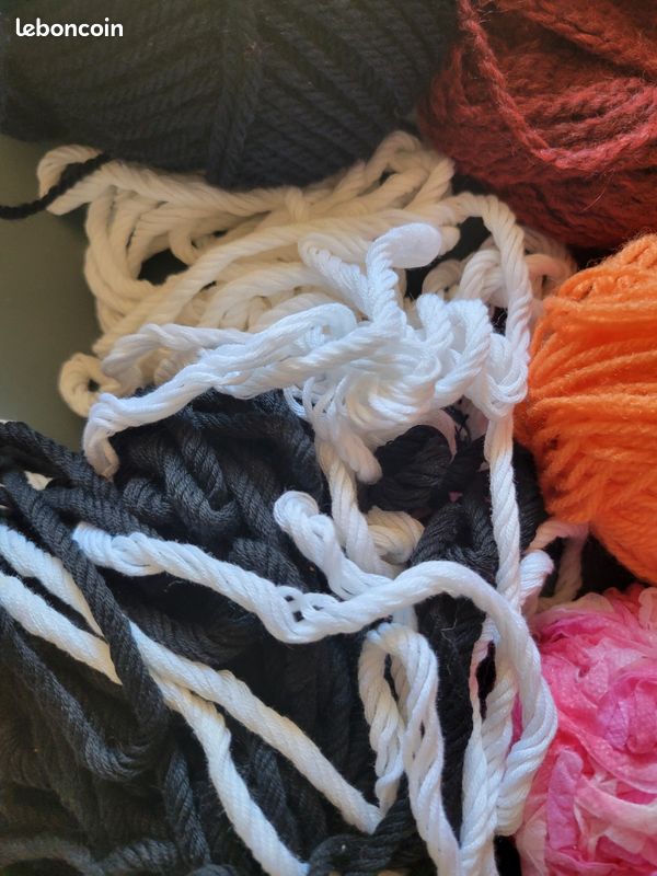Lot de pelotes laine coton tissu (image 4)
