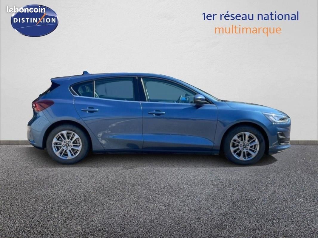 Ford Focus 1.0 EcoBoost 155 S&S mHEV Powershift ST-Line Style (image 4)