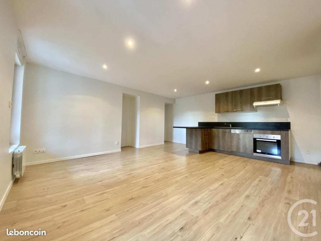 Appartement 2 pièces 40 m² · à Voiron · 40 m² · 590 €