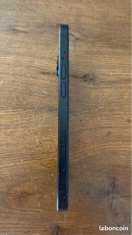 IPhone 15 (image 4)