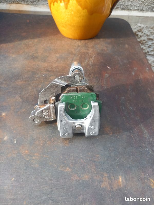Maître cylindre arrière Yamaha xv 500 (image 3)