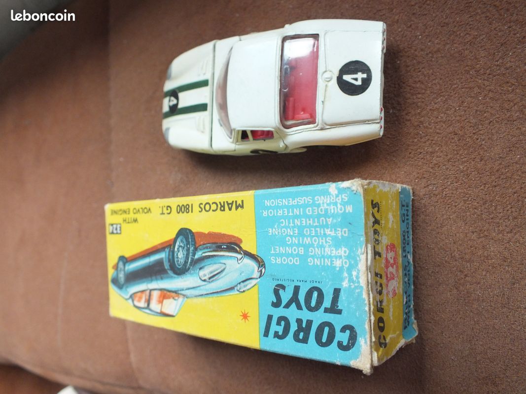 CORGI TOYS 324 MARCOS Volvo 1800 GT EN BOITE