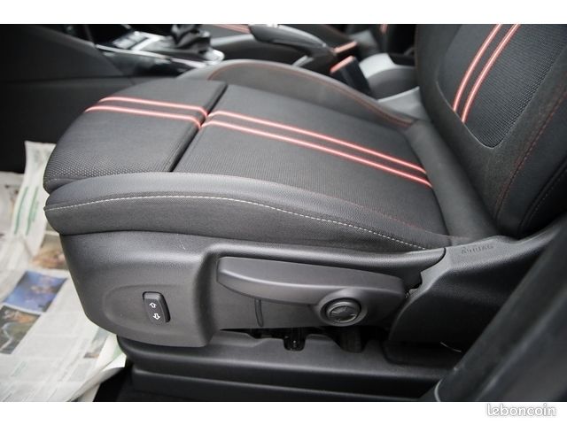 Opel Crossland GS Line 1.2 Turbo 110 ch BVM6 (image 17)