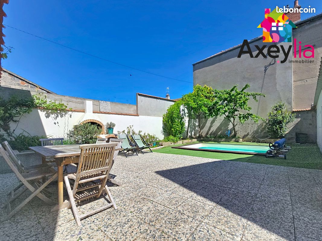 Maison 9 pièces 231 m² · à Roanne · 231 m² · 325 000 €