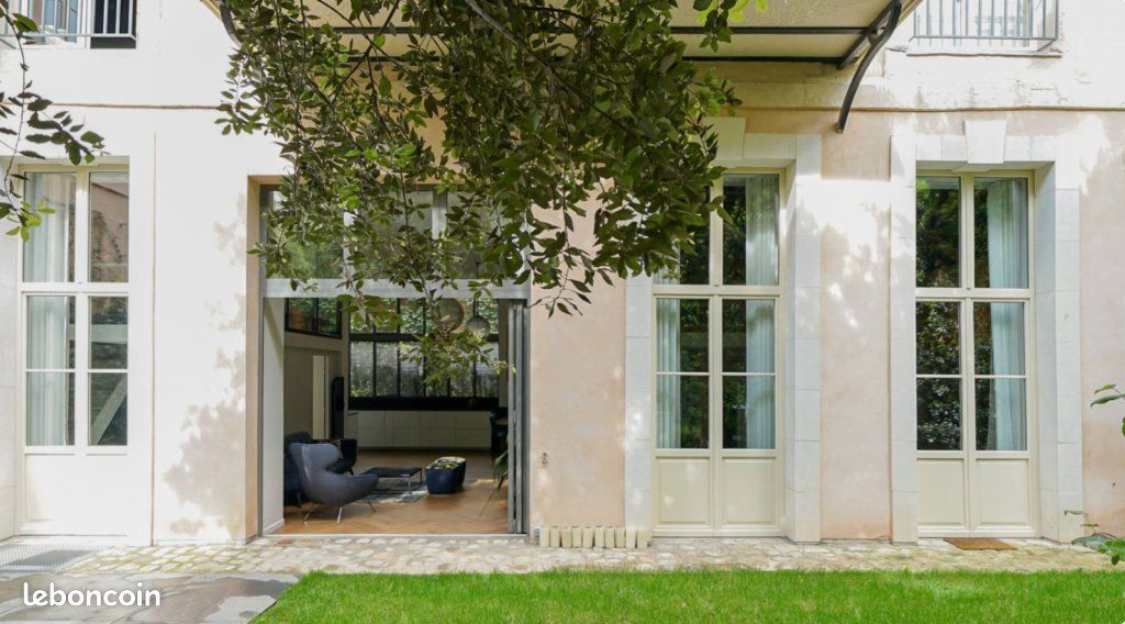 Appartement 5 pièces 178 m² · à Paris · 178 m² · 4 040 400 €