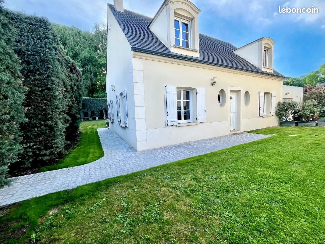 Maison 5 pièces 116 m² · à Vaujours · 116 m² · 485 000 €