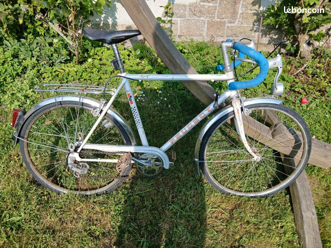 Fourche vélo de course enfant ancien vintage PEUGEOT roue 500 Fourche vélo de course enfant ancien vintage PEUGEOT roue 500