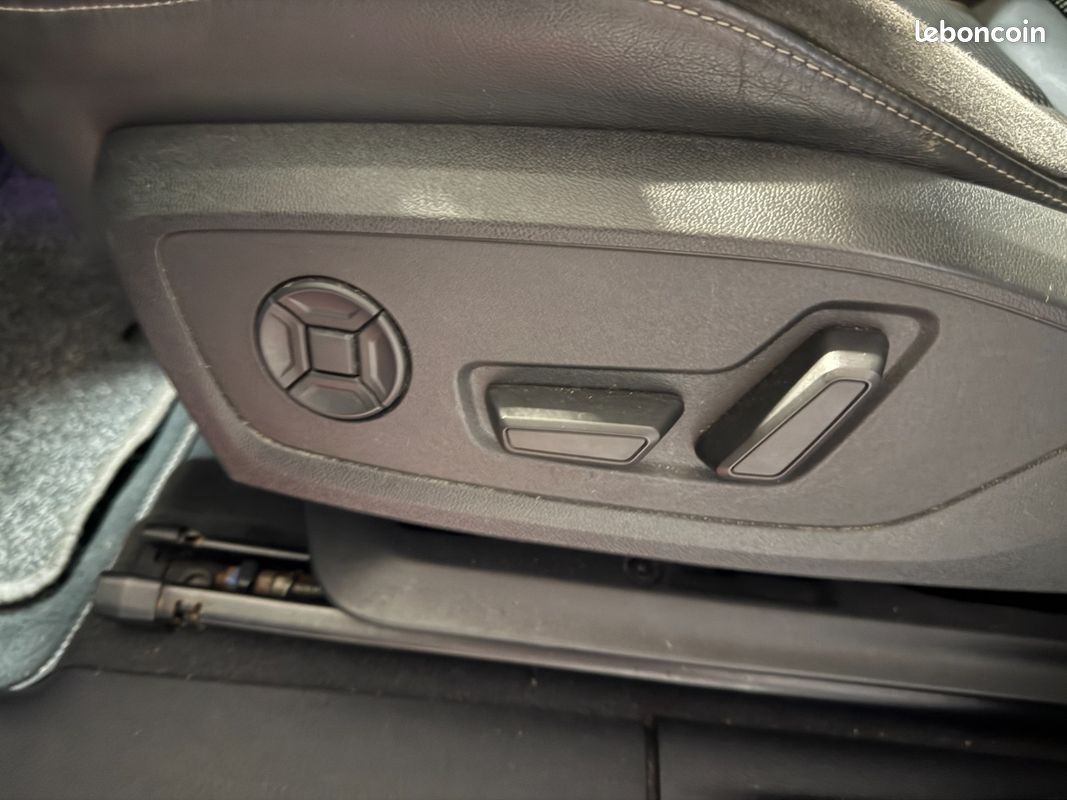 AUDI Q3 SPORTBACK 35 TDI 150 CV S tronic 7 S line + TOIT OUVRANT + APPLE CARPLAY + HAYON ELECTRIQUE (image 24)