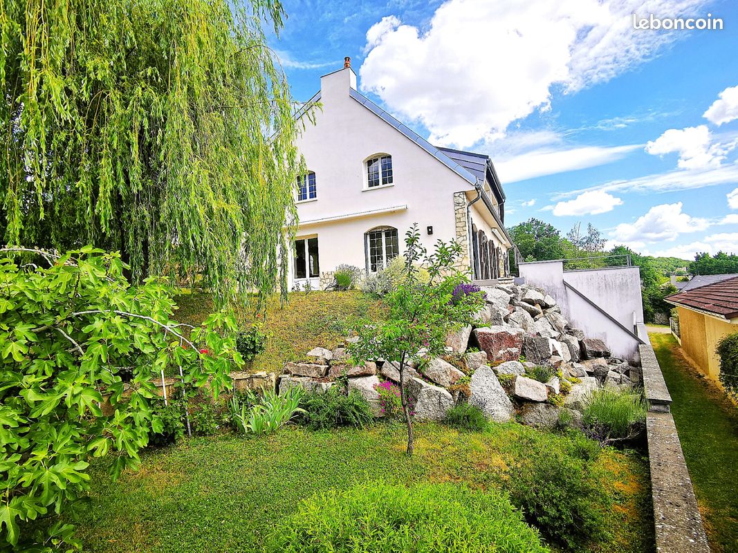 Maison 9 pièces 285 m² · à Saint-Max · 285 m² · 870 000 €