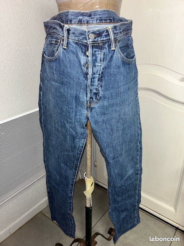 Carton58) Lots de deux Jeans Homme LEVI ‘STRAUSS&CO taille 42 voir toute les mesures (image 1)