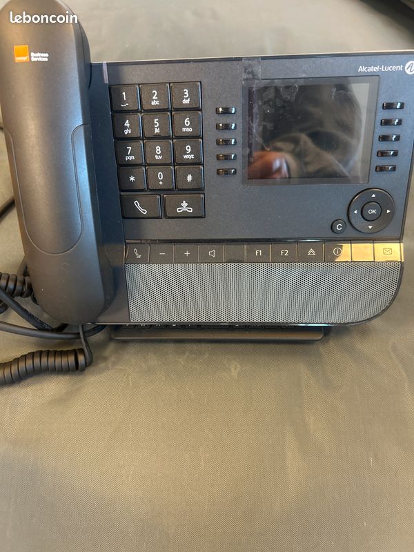 Alcatel-Lucent 8058S x12 sur Gens de Confiance
