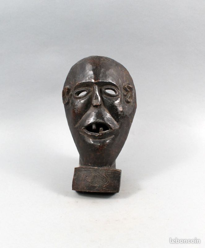 Masque de style Timor. - 26 x 16cm (image 1)