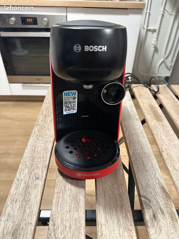 Promo Cafetière à Dosettes Tassimo Bosch chez Carrefour