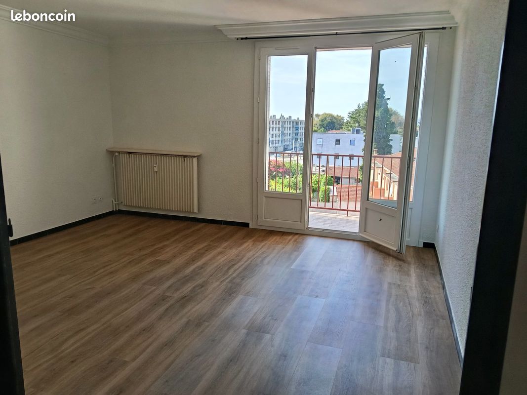 Appartement 3 pièces 63 m² · à Tournon-sur-Rhône · 63 m² · 880 €