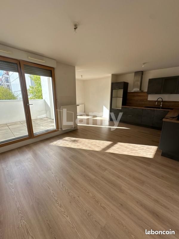 Appartement 3 pièces 72 m² · à Aubervilliers · 72 m² · 1 310 €/mois