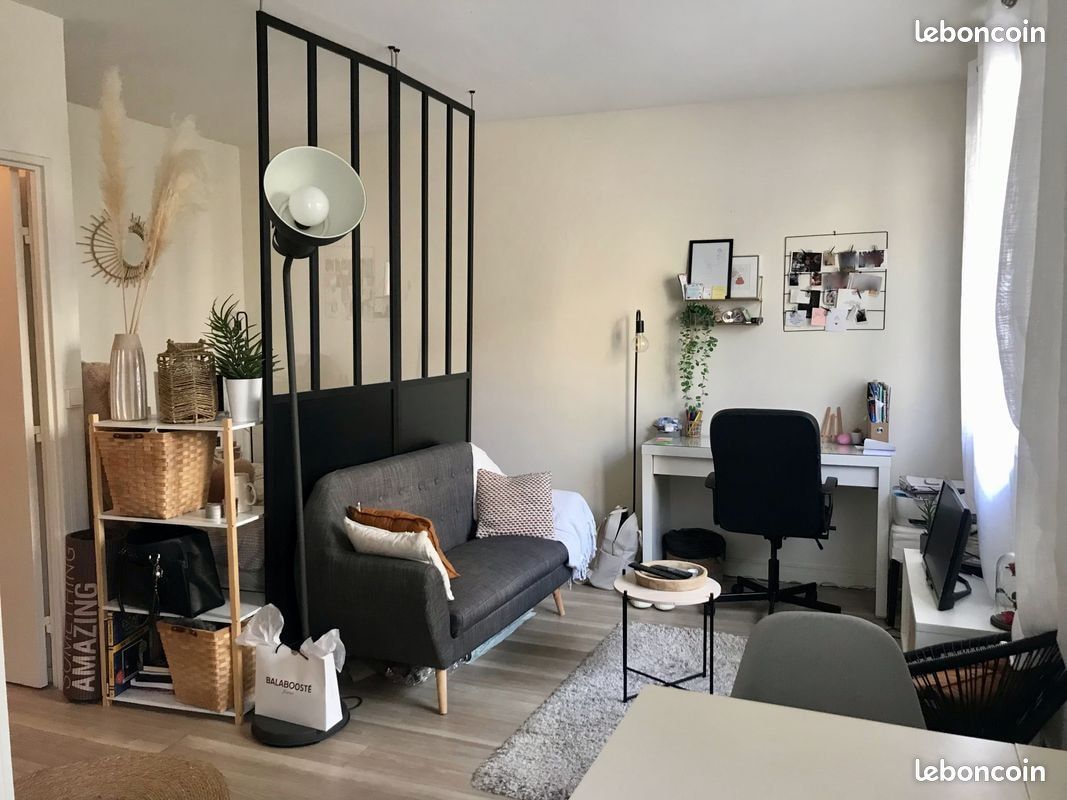 Appartement 1 pièce 31 m² · à Versailles · 31 m² · 913 €/mois