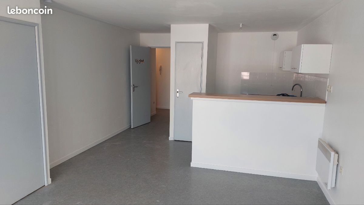 Appartement 2 pièces 48 m² · à La Roche-sur-Yon · 48 m² · 590 €