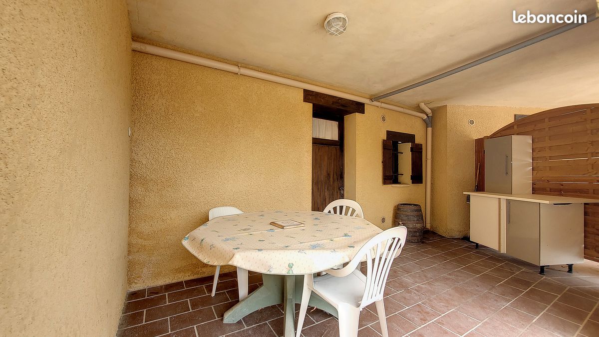 Appartement 1 pièce 25 m² · à Sarlat-la-Canéda · 25 m² · 450 €