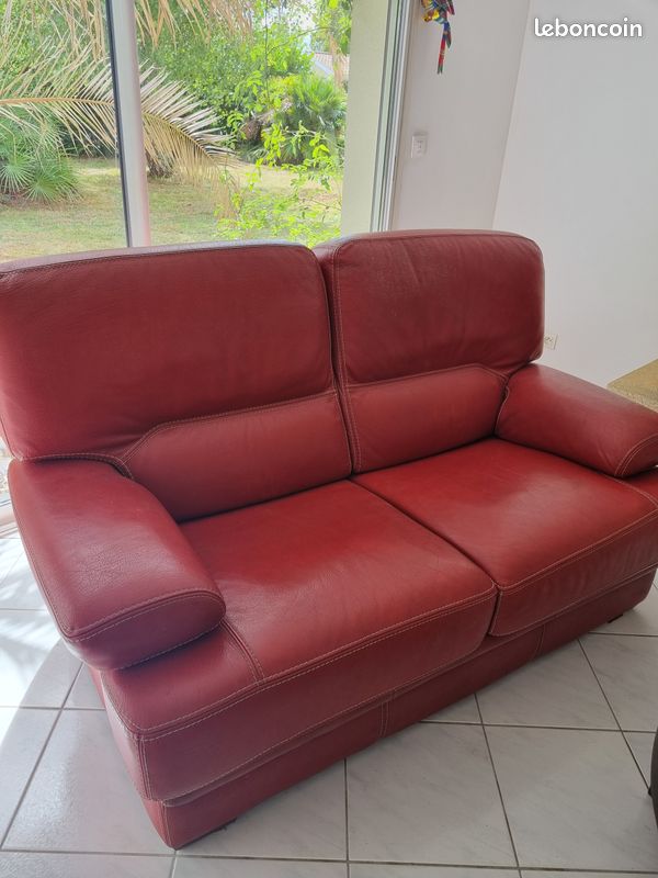 2 Canapé en cuir bordeaux +pouf (image 2)