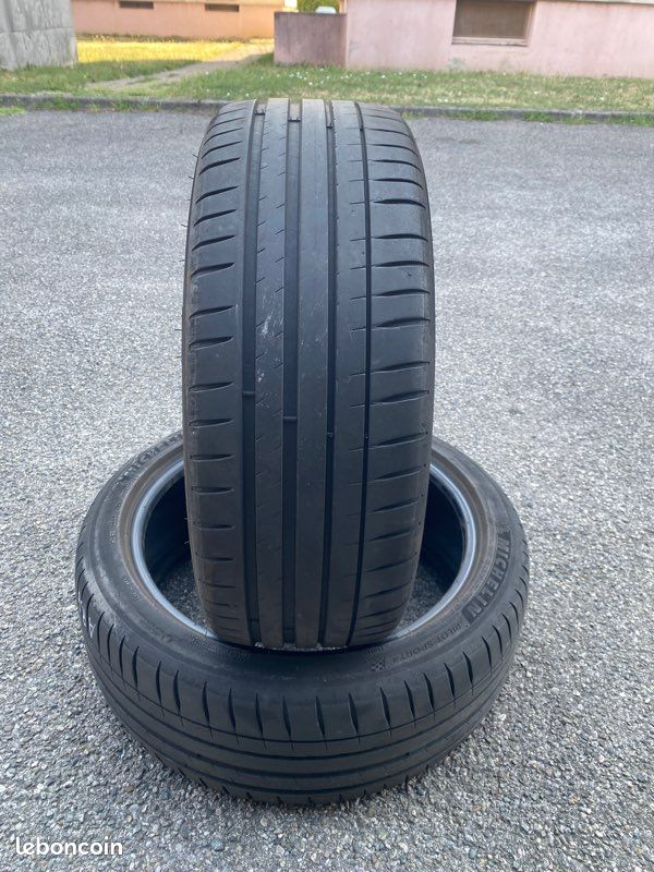 225/45/19 96W Michelin pilot sport 4 (image 1)