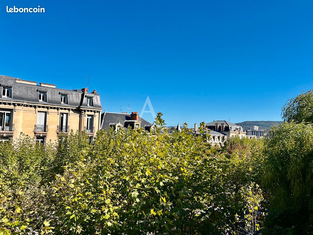 Appartement 6 pièces 141 m² · à Clermont-Ferrand · 141 m² · 389 500 €