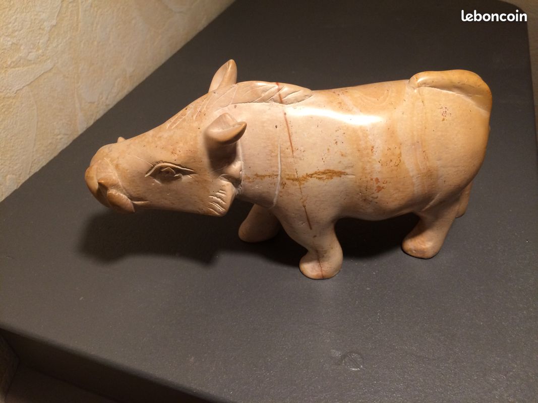 Rhinocéros ( facocher )pierre à savon(statue stéatite) (image 6)