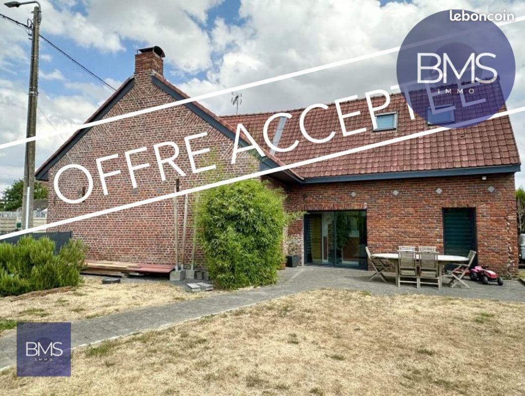 Maison 5 pièces 123 m² · à Coutiches · 123 m² · 279 000 €