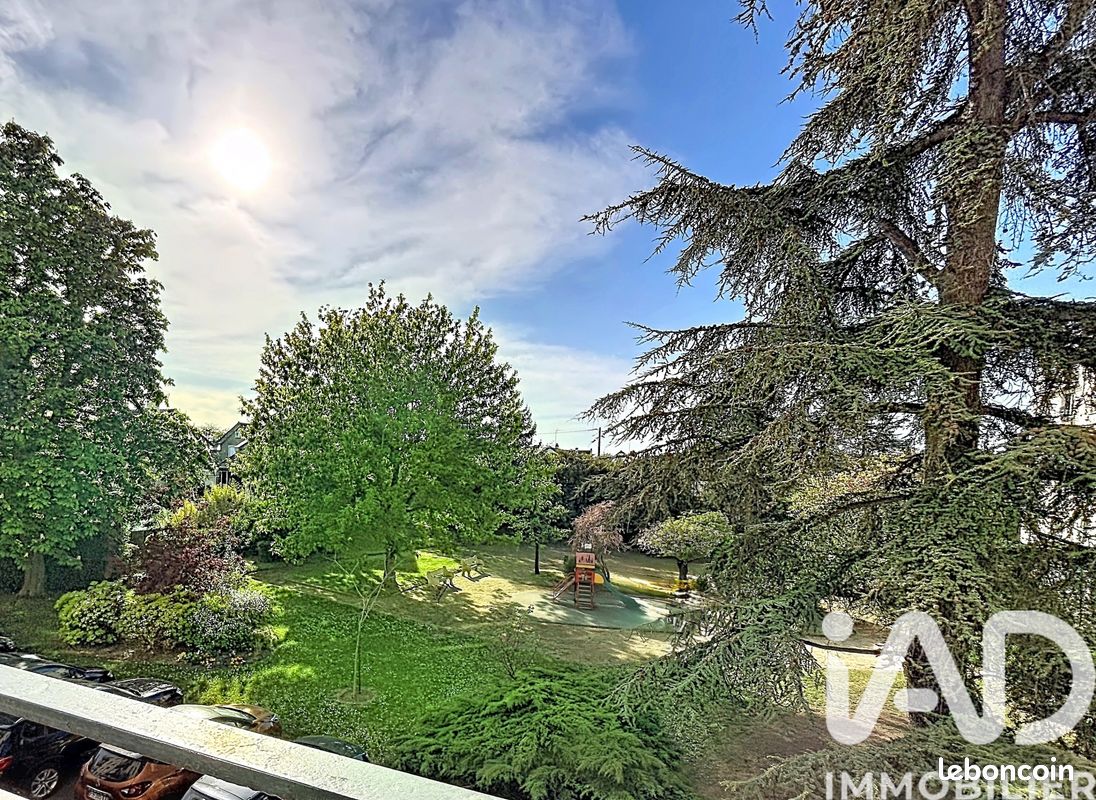 Appartement 3 pièces 54 m² · à Rueil-Malmaison · 54 m² · 320 000 €
